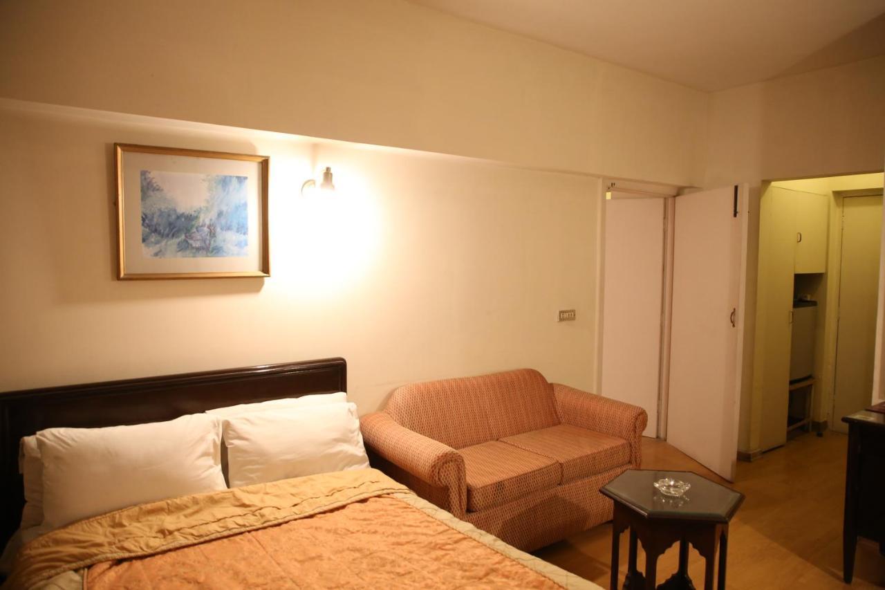 Carlton Tower Hotel Lahor Kültér fotó