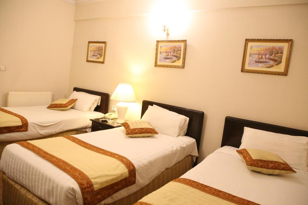 Carlton Tower Hotel Lahor Kültér fotó